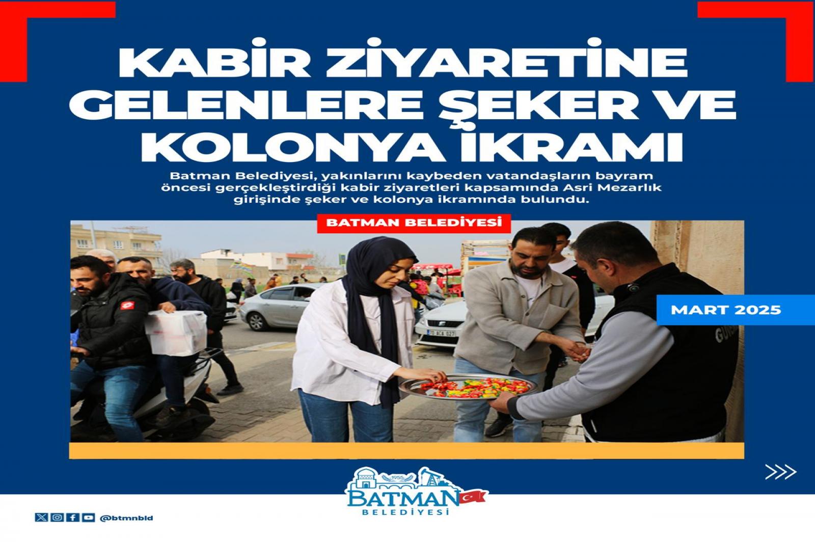MEZAR ZİYARETİNE GELEN VATANDAŞLARA ŞEKER VE KOLONYA İKRAM EDİLDİ