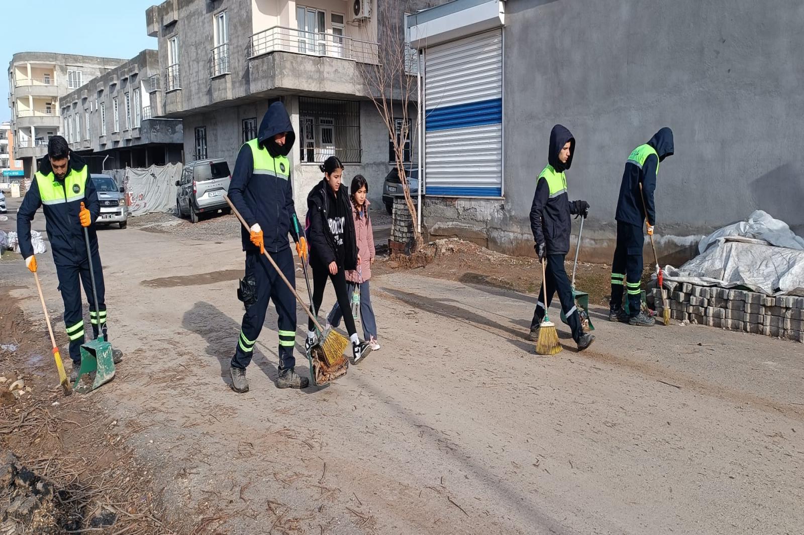 Hilal Mahallesi'nde Kapsamlı Temizlik Çalışması