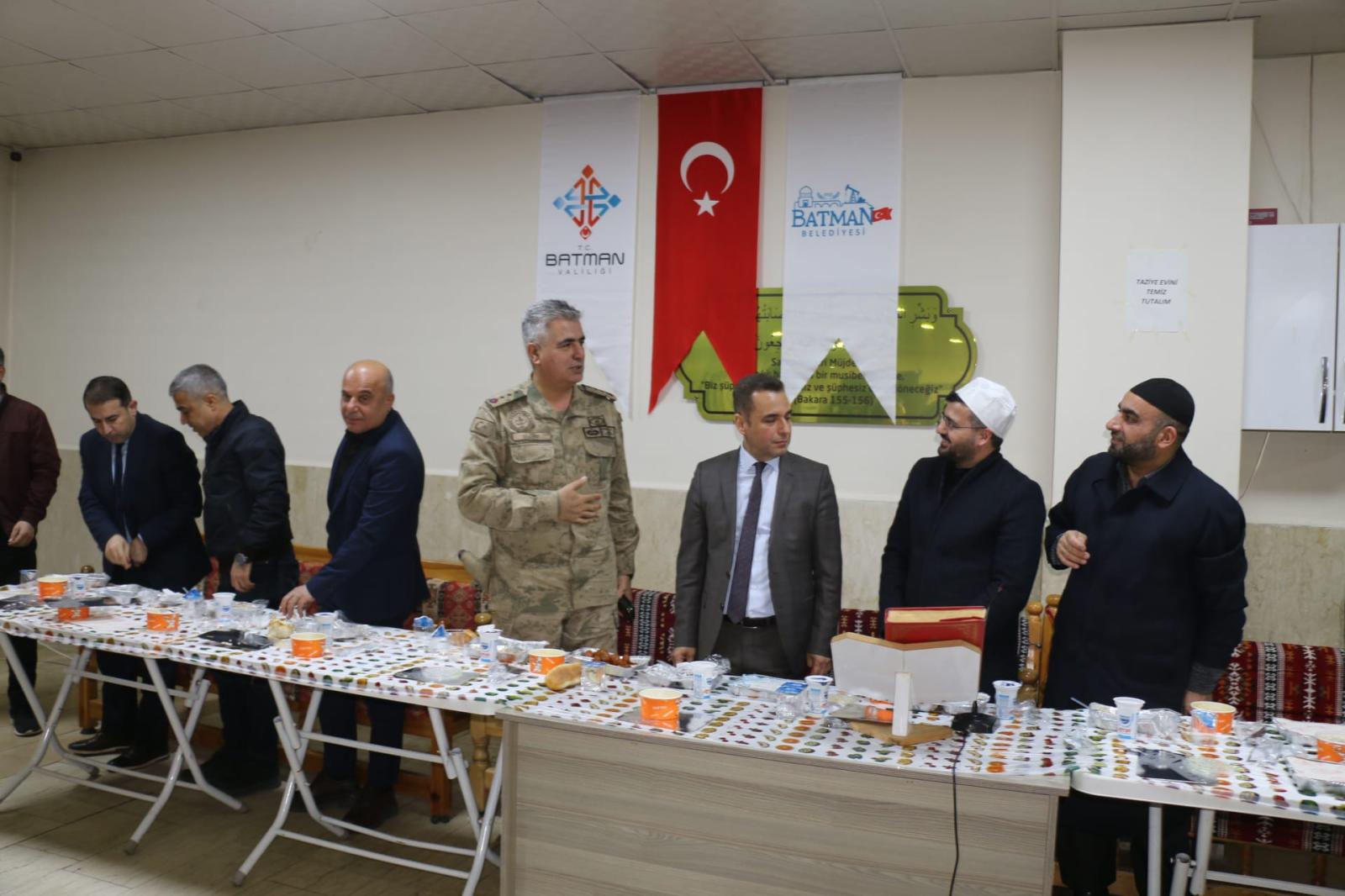 ALBAY DOĞAN, ŞAFAK MAHALLESİ’NDEYDİ