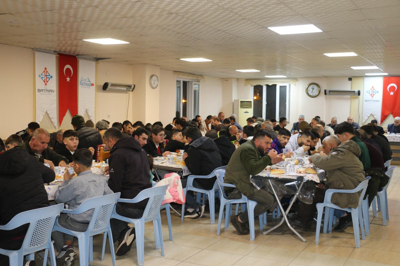  315 BİN KİŞİ İLE AYNI SOFRADA BİR ARAYA GELDİK