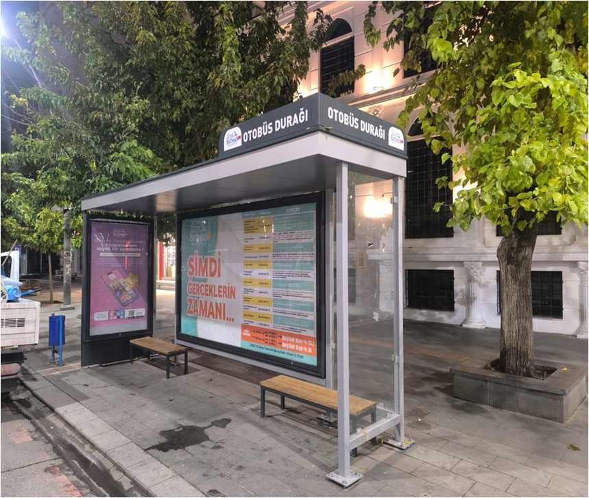 ÇİFT REKLAM MODÜLLÜ ERGONOMİK YOLCU BEKLEME DURAĞI