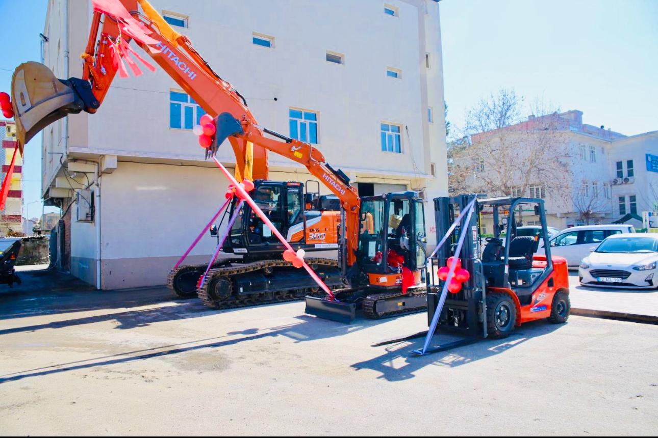 YENİ EKSKAVATÖR ALIMI